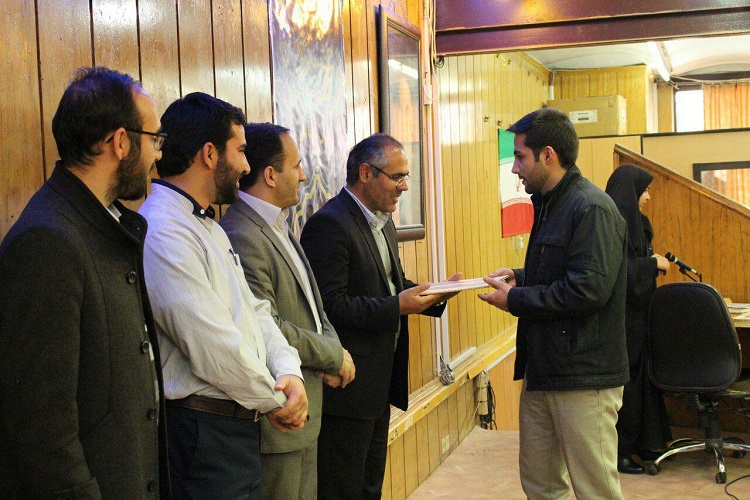 تقوا در برابر ناملایمات سپر است تقوا در برابر ناملایمات سپر است