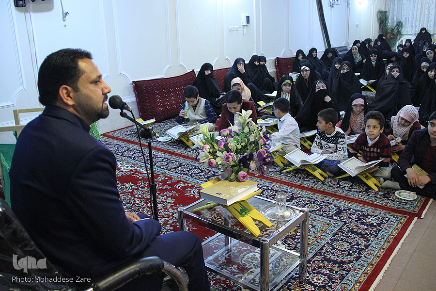 تجلیل از اساتید و بانوان فعال قرآنی در آخرین محفل قرآنی«ضحی»