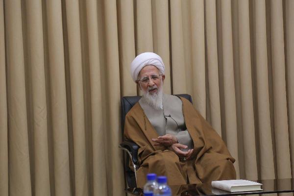 انسانپروری، سادهزیستی و استفاده صلحآمیز از قدرت، پیام سینمای ایران باشد انسانپروری، سادهزیستی و استفاده صلحآمیز از قدرت، پیام سینمای ایران باشد