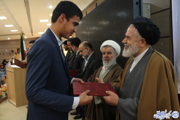 گزارش تصویری/اختتامیه جشنواره&zwnj;های قرآنی منهاج، کودک و نوجوان و صالحین در چهارمحال و بختیاری