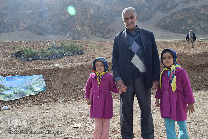 گزارش تصویری آئین نکوداشت روز درخت&lrm;کاری در خرم&zwnj;آباد