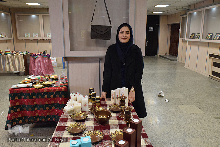 گزارش تصویری برپایی نمایشگاه &laquo;سفره هفت سین&raquo; در خرم&zwnj;آباد