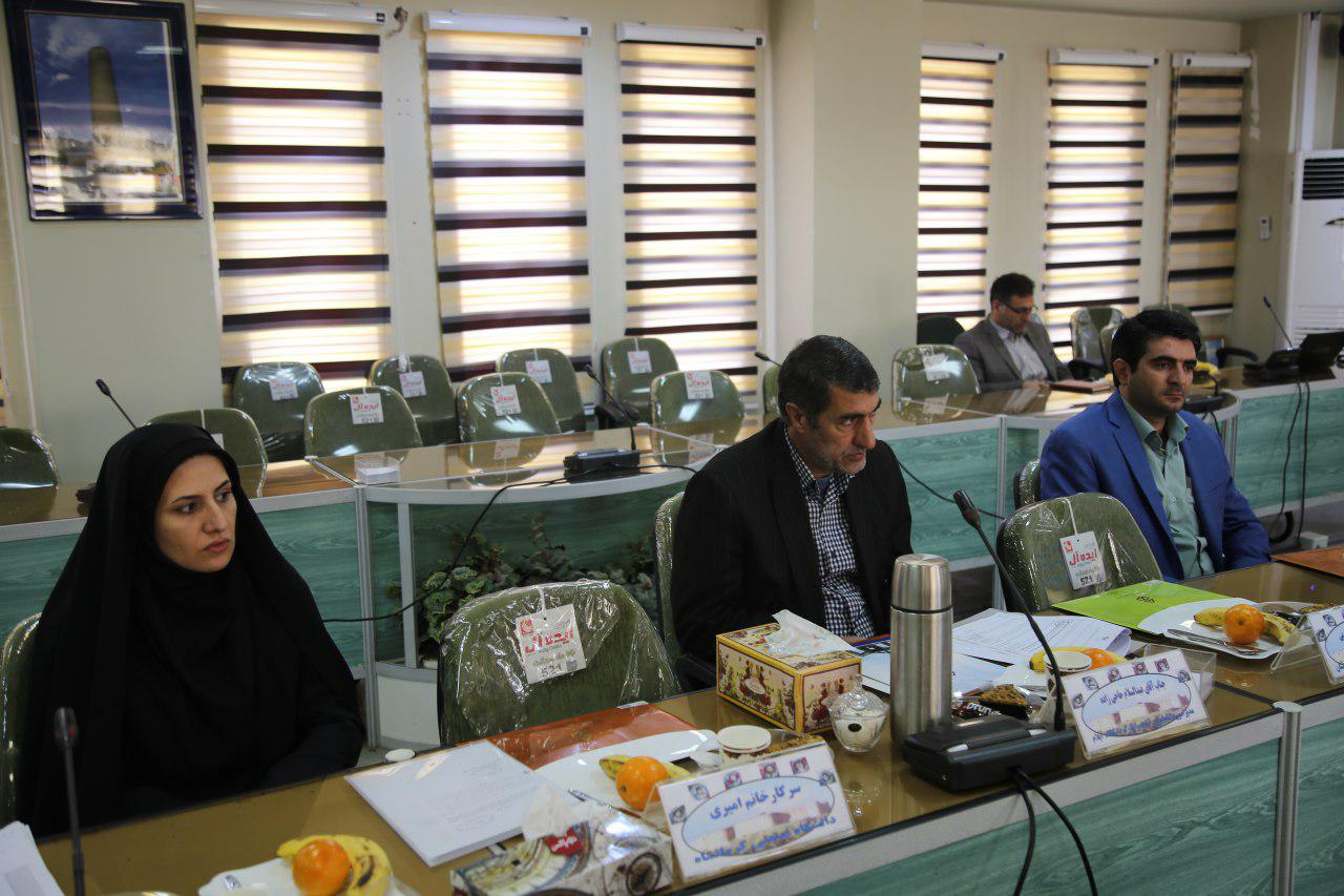 لزوم مشارکت دانشجویان شاهد و ایثارگر در تهیه پایان&zwnj;نامه&zwnj;های کاربردی