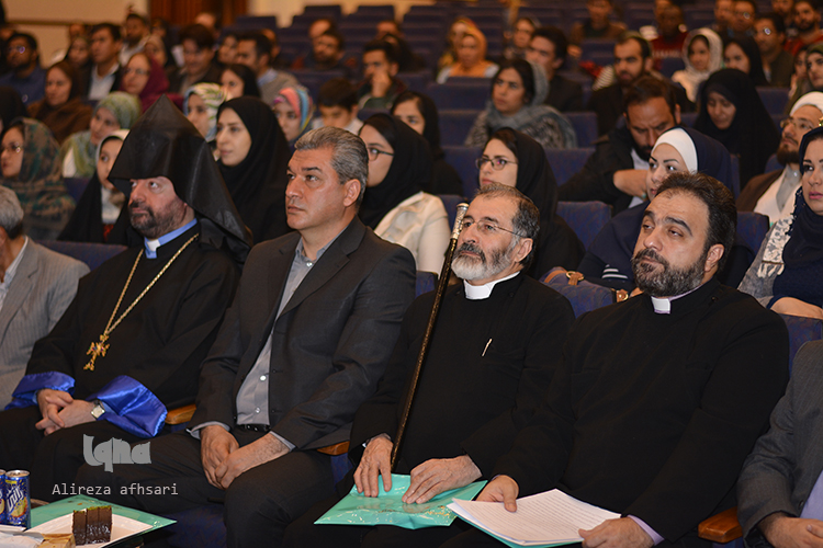 همایش سمای جوان در ادیان توحیدی همایش سمای جوان در ادیان توحیدی