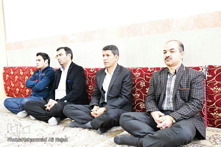 دیدار کارکنان منابع طبیعی لرستان با آیتالله میرعمادی دیدار کارکنان منابع طبیعی لرستان با آیتالله میرعمادی