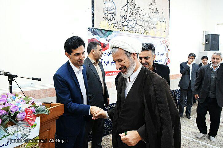 دیدار کارکنان منابع طبیعی لرستان با آیتالله میرعمادی دیدار کارکنان منابع طبیعی لرستان با آیتالله میرعمادی