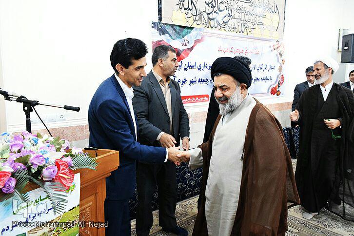 دیدار کارکنان منابع طبیعی لرستان با آیتالله میرعمادی دیدار کارکنان منابع طبیعی لرستان با آیتالله میرعمادی