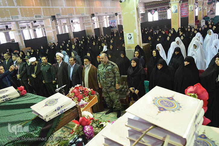 گزارش تصوری جشن بزرگ ریحانةالنبی در خرمآباد گزارش تصوری جشن بزرگ ریحانةالنبی در خرمآباد