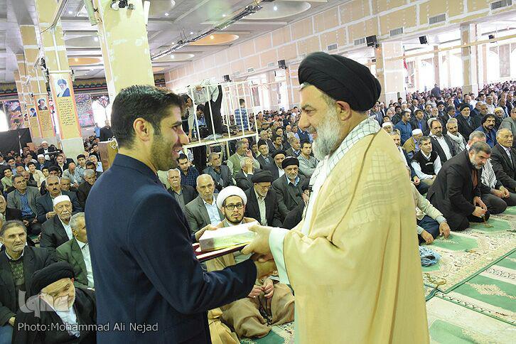 شرکت دانشآموزان خرمآبادی در طرح «سودای بندگی» شرکت دانشآموزان خرمآبادی در طرح «سودای بندگی»
