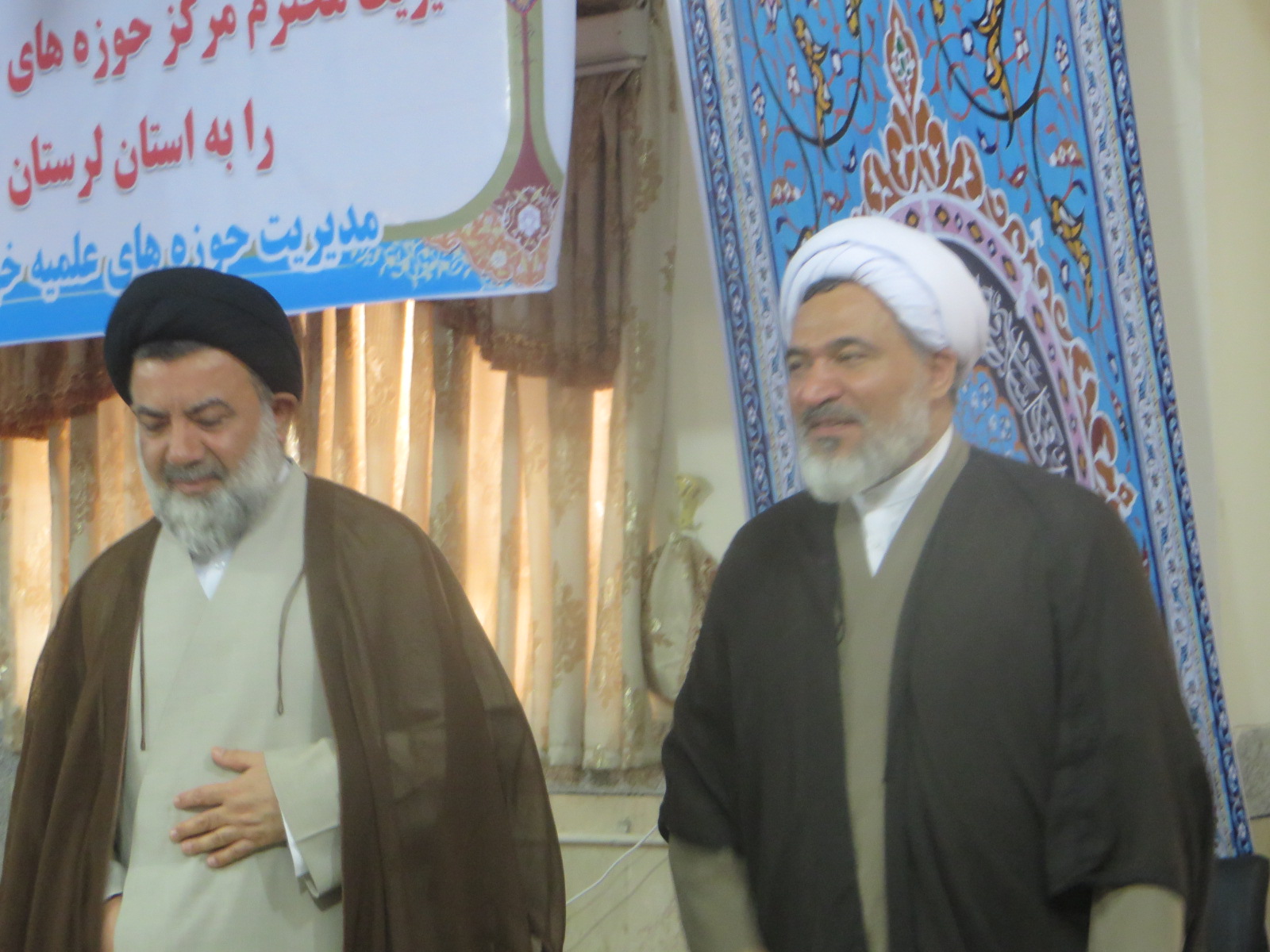 دیدار مدیر حوزههای علمیه خواهران کشور با طلاب لرستان دیدار مدیر حوزههای علمیه خواهران کشور با طلاب لرستان