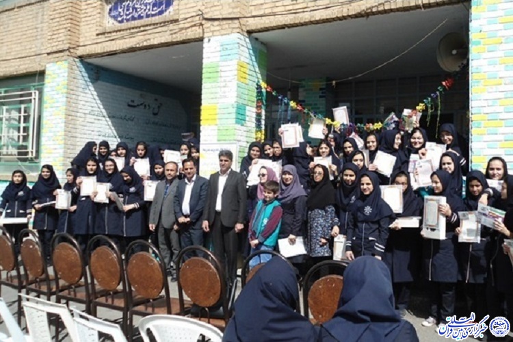 دانش&zwnj;آموزان قرآنی شهرستان اسلام&zwnj;آبادغرب تجلیل شدند