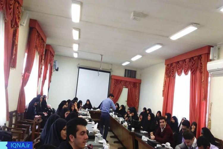برگزاری دوره آموزشی ویژه منتخبان طرح ملی &laquo;دانشجو معلم قرآن&raquo; در مشهد