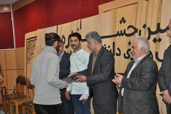 گزارش تصویری اختتامیه چهارمین جشنواره فرهنگی هنری و مذهبی دانشگاه مازندران&laquo;رویش&raquo;