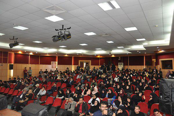 گزارش تصویری اختتامیه چهارمین جشنواره فرهنگی هنری و مذهبی دانشگاه مازندران&laquo;رویش&raquo;