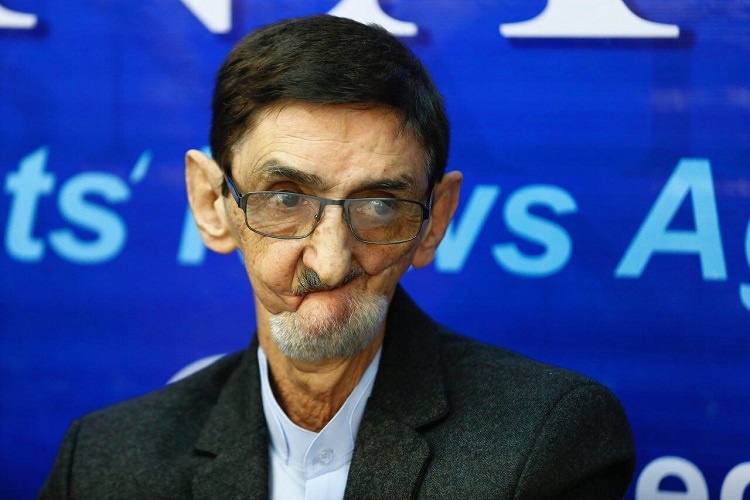 از بیان سختی‌های خوردن و بلعیدن تا خوشحالی برای عملی که شاید خدا آن را بپذیرد