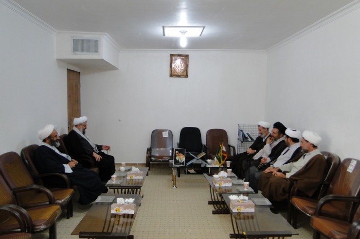 بازدید مدیرکل تبلیغات اسلامی لرستان از تبلیغات الیگودرز