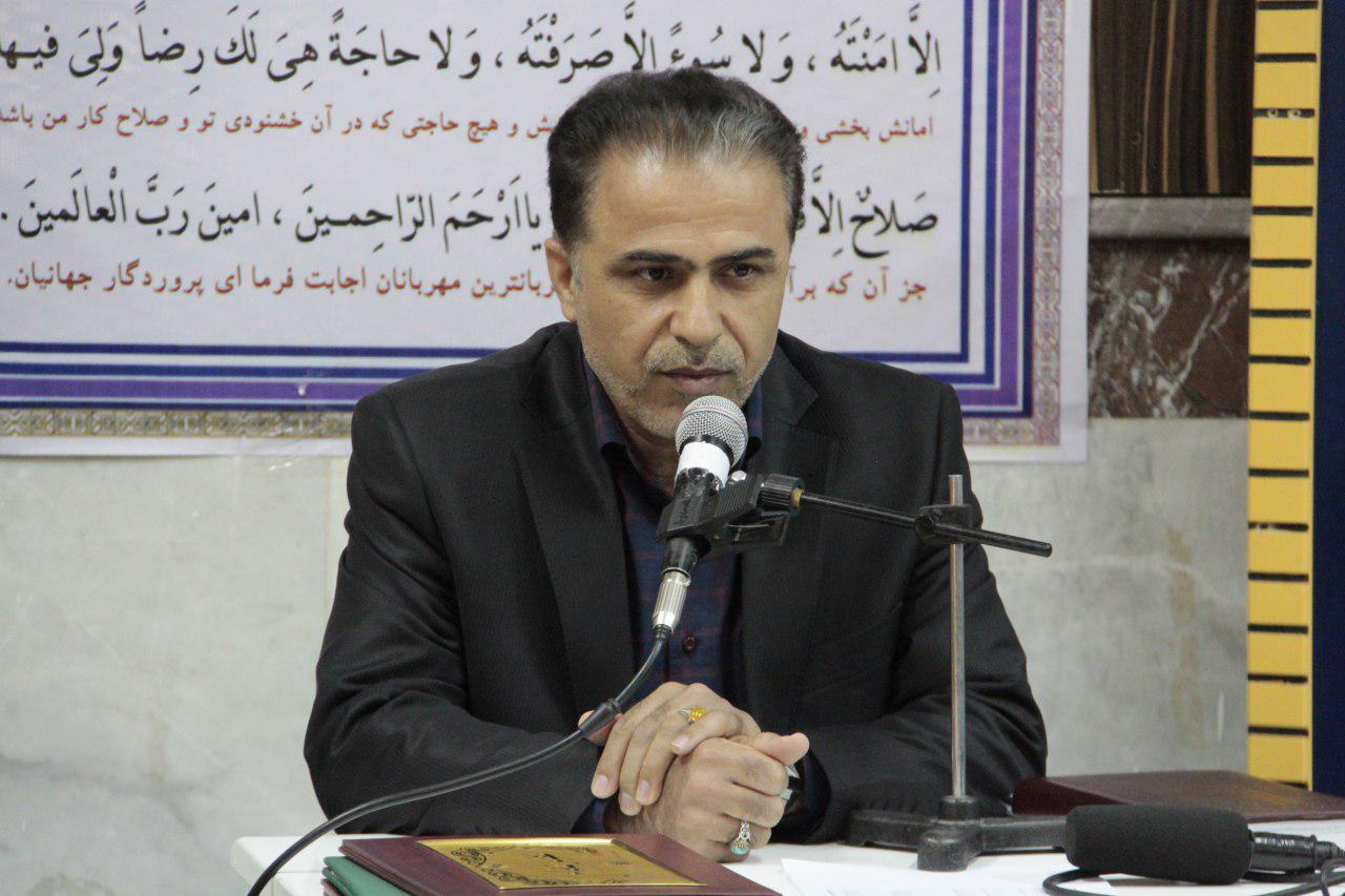 مراسم تجلیل از خادمان نمونه خانواده شهدا در لرستان