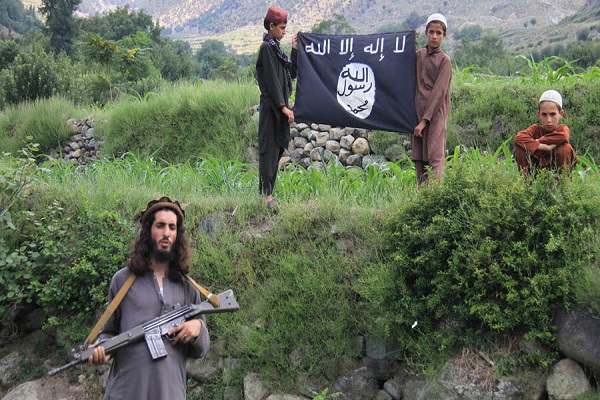 تلاش داعش برای پیشروی در افغانستان با چراغ سبز آمریکا / در حال تکمیل
