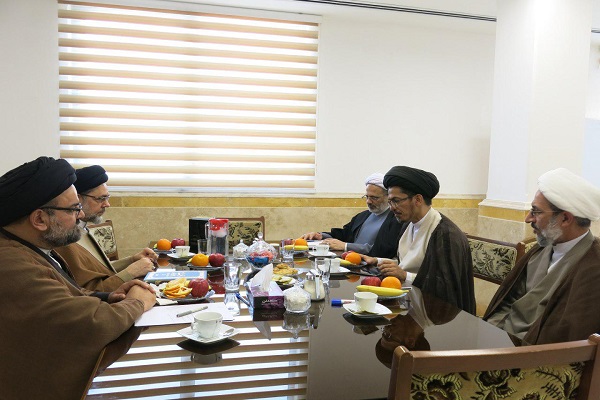 استخراج شبهات وهابيت و پاسخگويي به آن&zwnj;ها در پژوهشکده حج و زیارت