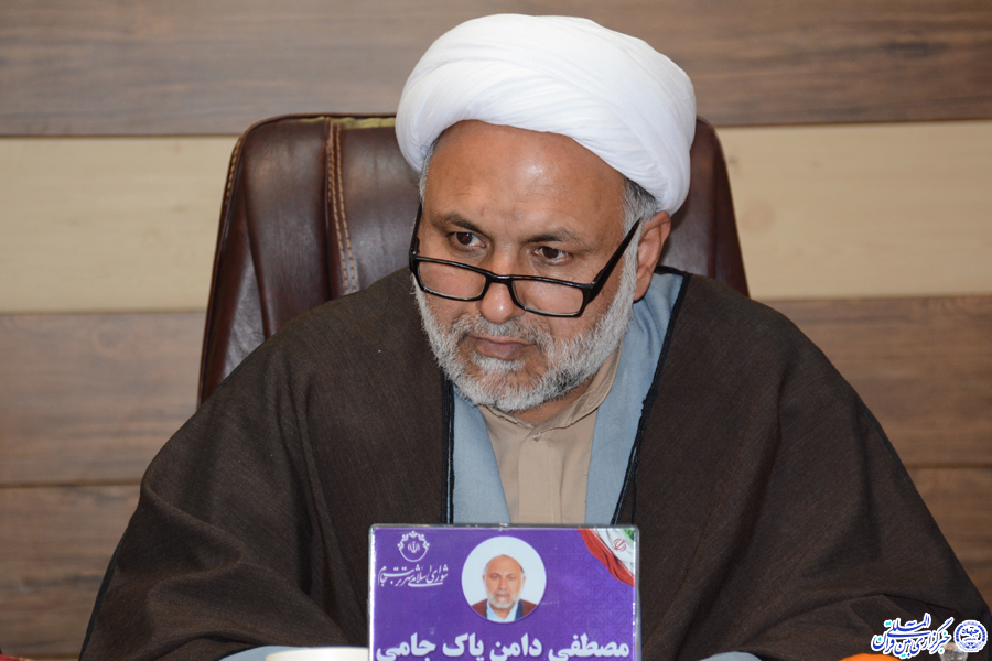 صندلی که بر روی آن نشستهایم، شطی از خون شهیدان است صندلی که بر روی آن نشستهایم، شطی از خون شهیدان است