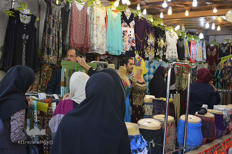 بازار شب عیددر اصفهان