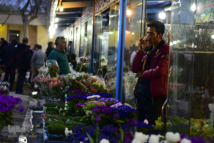 بازار داغ خرید گل و گیاه در بازار گب همدانیان اصفهان