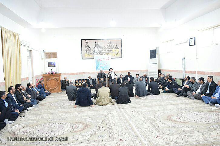 دیدار فعالان و موکب&zwnj;های اربعین حسینی لرستان با آیت&zwnj;الله میرعمادی