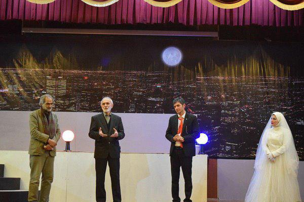 تجلیل از بازیگران و عوامل نمایش&laquo;باران مایه هایی از جنس من&raquo; در جویبار + عکس