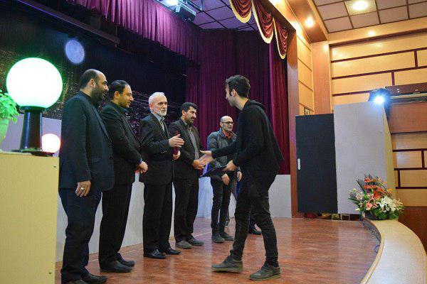 تجلیل از بازیگران و عوامل نمایش&laquo;باران مایه هایی از جنس من&raquo; در جویبار + عکس