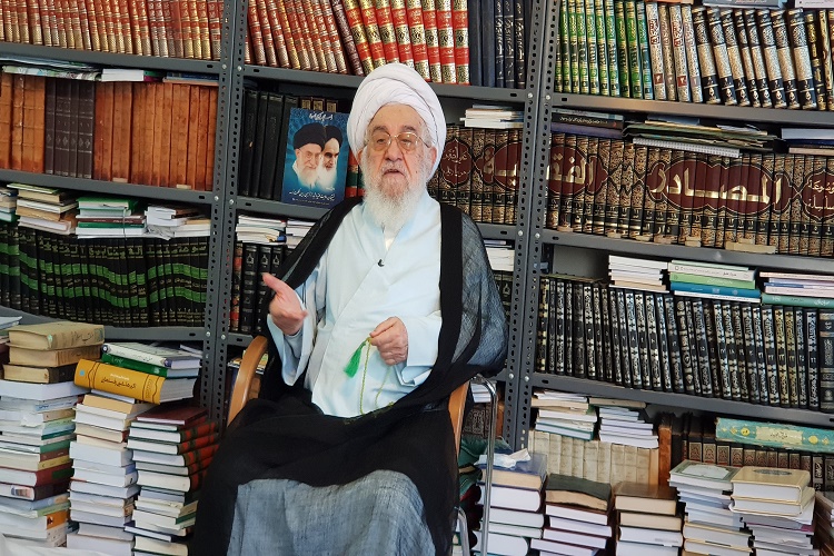 حوزه علمیه گیلان به قطب فرهنگی آسیای میانه تبدیل شود