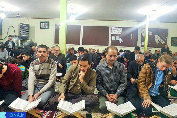 همراه با جلسه قرآن محبان عترت(ع)/ استفاده نادرست از فضای مجازی و تهدید آبروی افراد