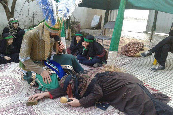 مجلس شبیه خوانی&laquo;حضرت زینب(س)&raquo; و &laquo;حضرت علی اکبر(ع)&raquo; +تصویر