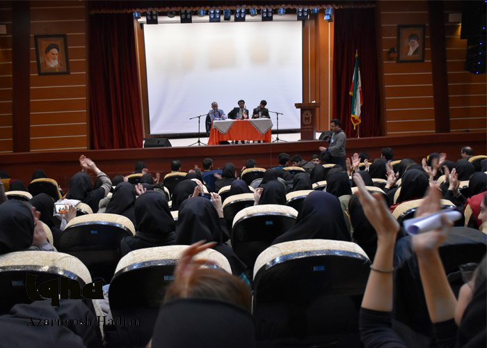 برگزاری مناظره «چی دادیم چی گرفتیم» در دانشگاه بوعلی سینا برگزاری مناظره «چی دادیم چی گرفتیم» در دانشگاه بوعلی سینا