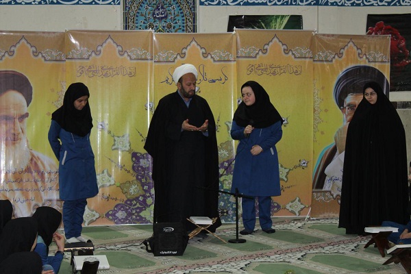 محفل انس با قرآن از سوی مؤسسه سرای ذکر برگزار شد