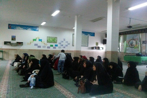 کارگاه قصهگویی ویژه مادران پیشدبستانی قرآنی ثقلین برپا شد کارگاه قصهگویی ویژه مادران پیشدبستانی قرآنی ثقلین برپا شد