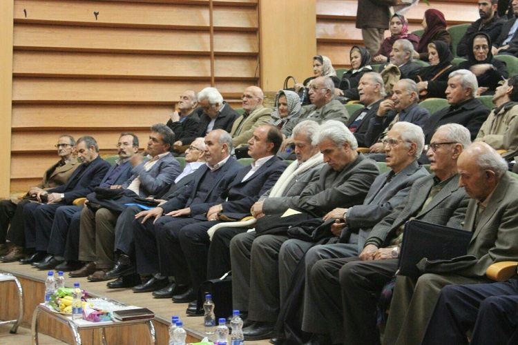 مراسم سوته دلان با حضور جمعی از پیشکسوتان ادبی همدان برگزار شد مراسم سوته دلان با حضور جمعی از پیشکسوتان ادبی همدان برگزار شد