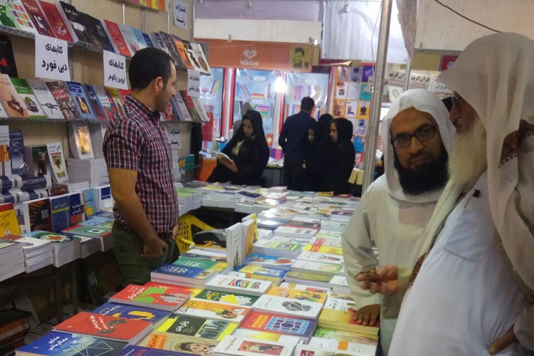 تصاویری از نوزدهمین نمایشگاه کتاب زاهدان