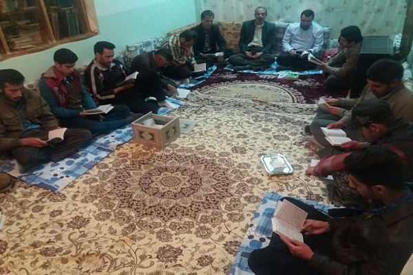 برگزاری جلسه تفسیر قرآن دردارالقرآن ولی‌عصر(عج) دستنا