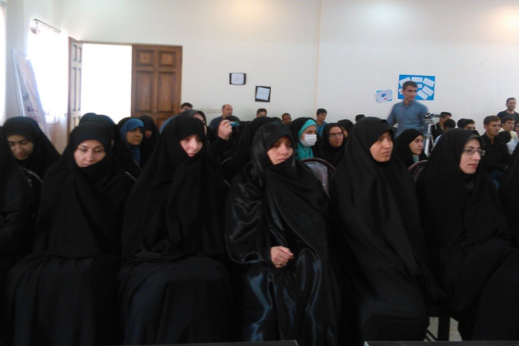 اساتید دانشکده علوم قرآنی خمین تجلیل شدند