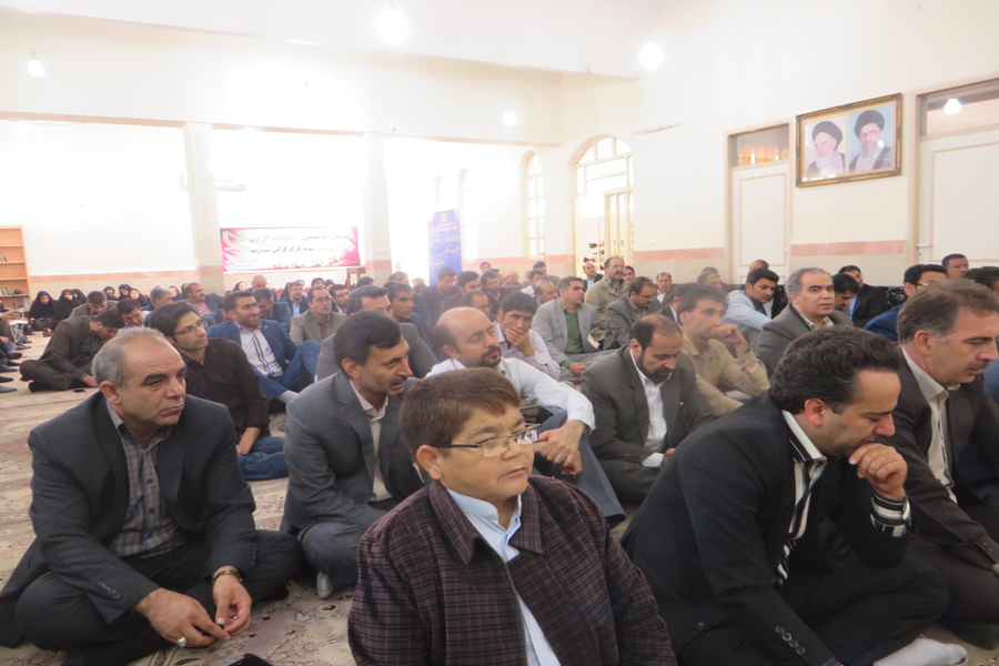 دیدار تشکل‌های کارگری لرستان با آیت‌الله میرعمادی