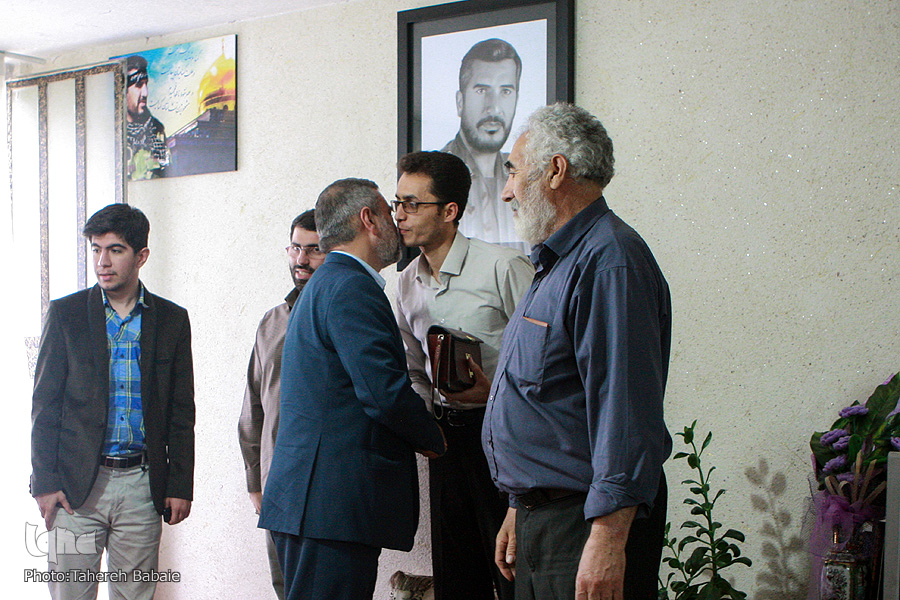 شهید عزادار نمیخواهد، شهید رهرو میخواد/ به همه درخواستهای چشم میگفت/ شهید جهادگر که خانوادهاش را به بی بی زینب سپرد شهید عزادار نمیخواهد، شهید رهرو میخواد/ به همه درخواستهای چشم میگفت/ شهید جهادگر که خانوادهاش را به بی بی زینب سپرد