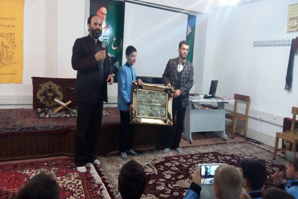 کلاس تخصصی قرائت قرآن نوجوانان برگزار می‌شود