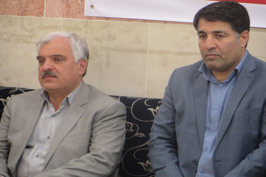دیدار معلمان برگزیده و فرهنگیان لرستان با آیت‌الله میرعمادی