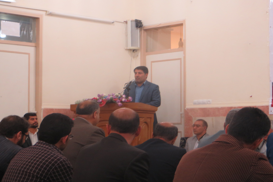 دیدار معلمان برگزیده و فرهنگیان لرستان با آیت‌الله میرعمادی