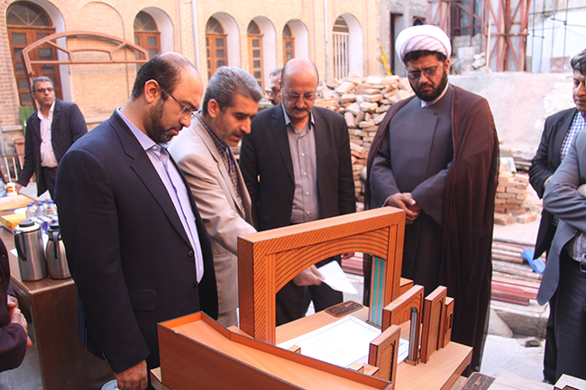 بازدید استاندار کردستان از امامزاده هاجره خاتون