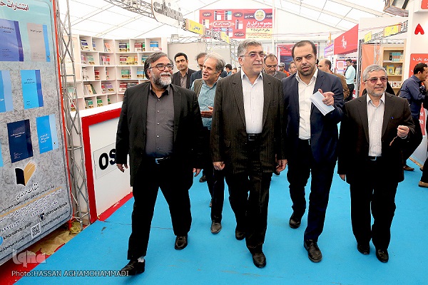 نشر علوم انسانی متناسب با سایر حوزه‌ها پیشرفته نداشته/جهاد پتانسیل خوبی در این حوزه دارد