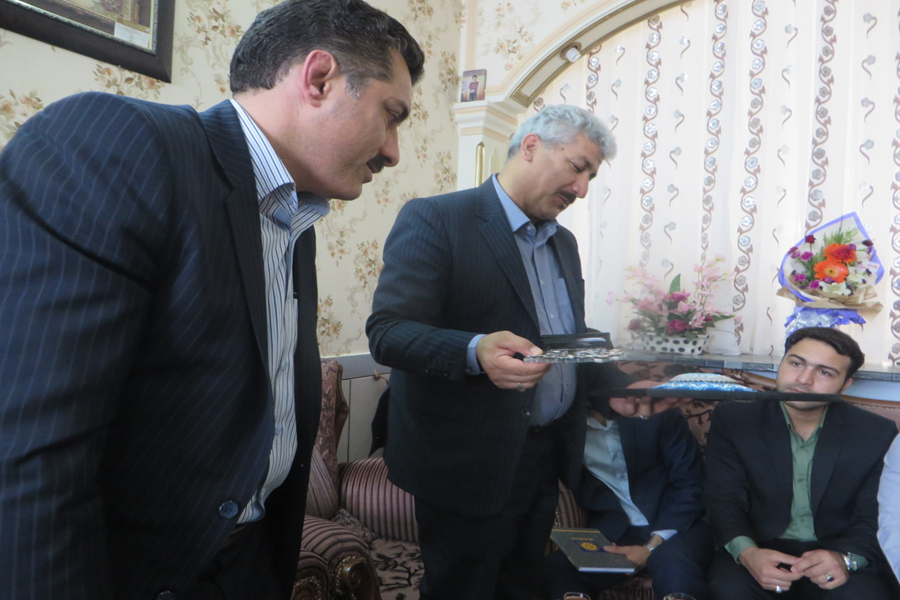دیدار جوانان با شهید زنده لرستانی