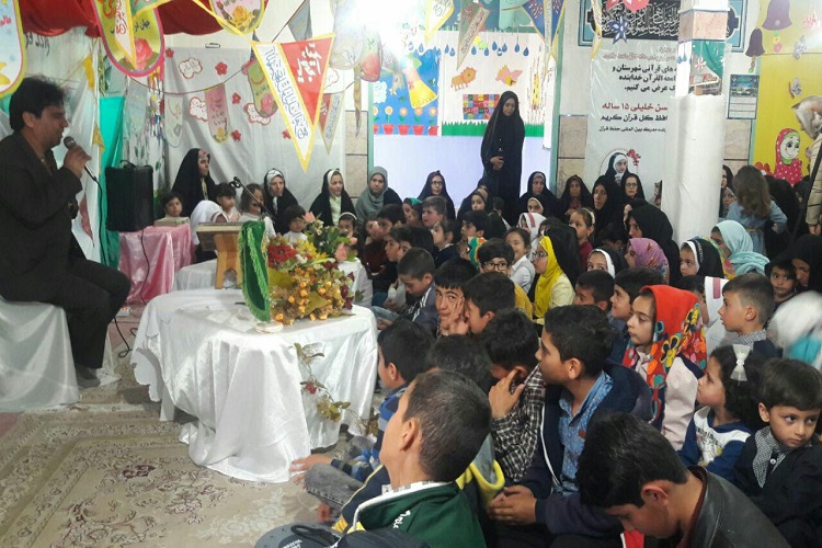 نوگلان جامعة‌القرآن خدابنده فرا رسیدن نیمه شعبان را جشن گرفتند