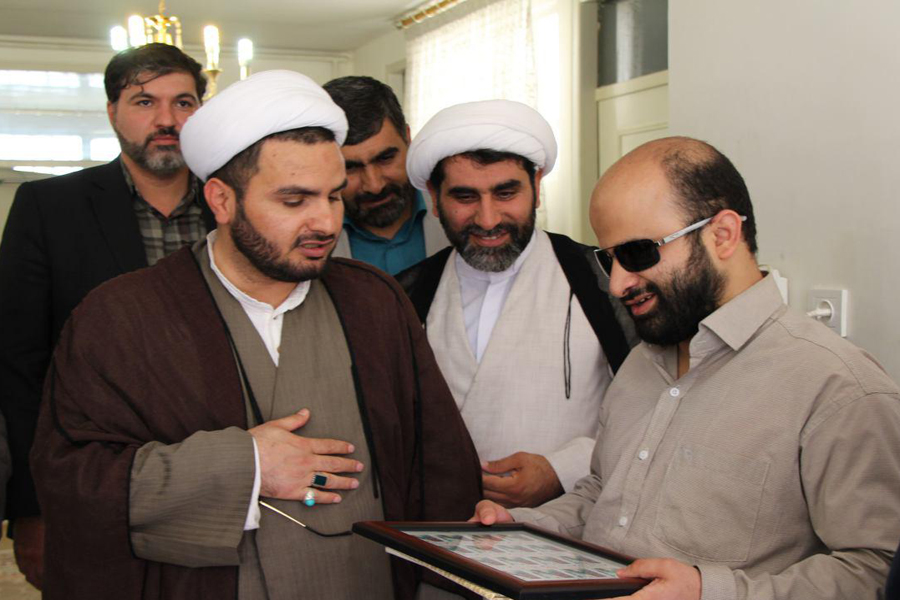 گزارش تصویری تجلیل از محمد بهرامی، برگزیده مسابقات قرآن روشندلان جهان اسلام