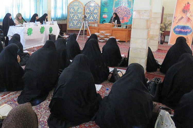 تصاویری از چهلمین دوره مسابقات قرآن اوقاف در زاهدان/ بانوان